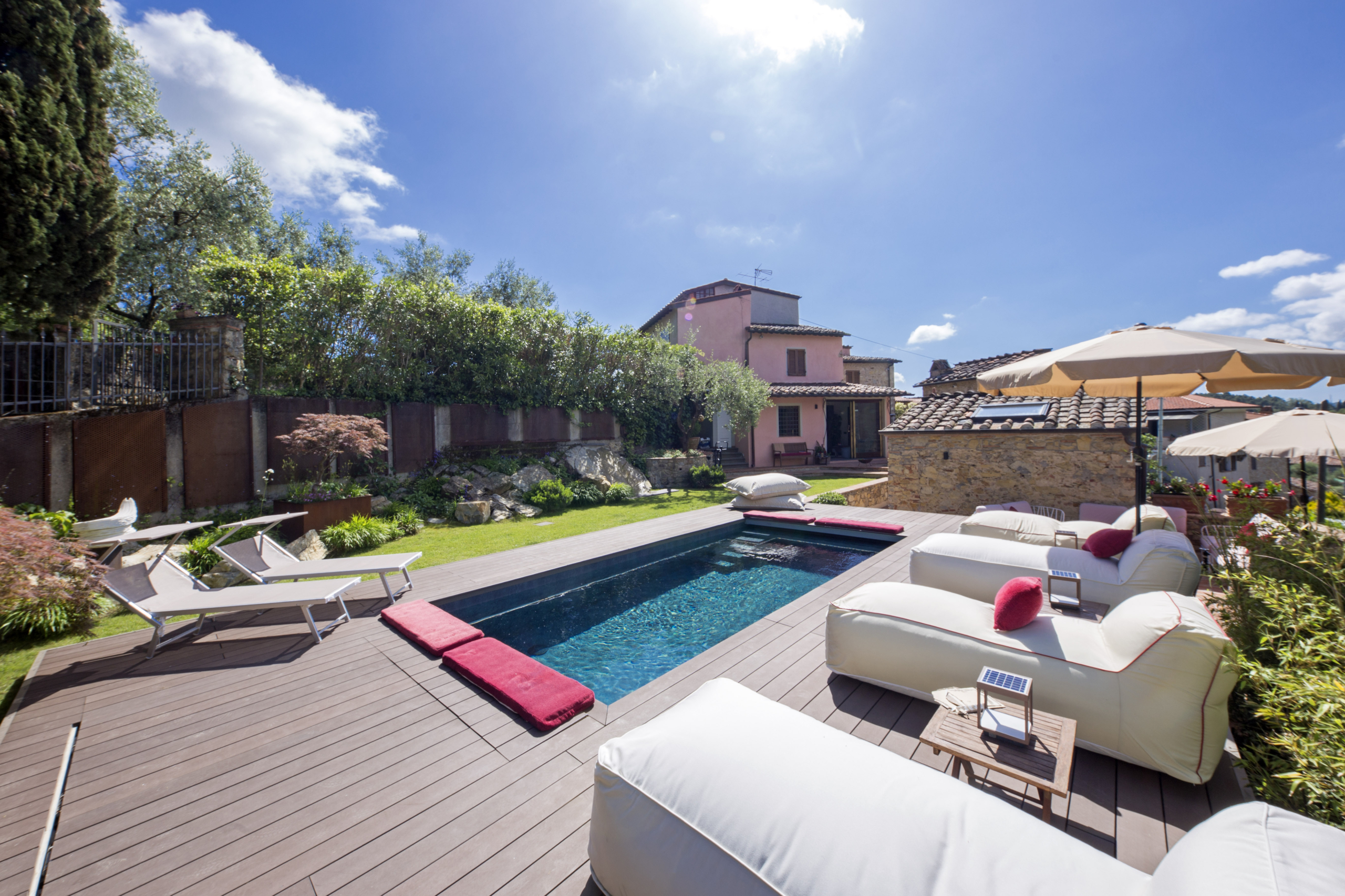 Luxury Villa in Montemagno – Tuscany