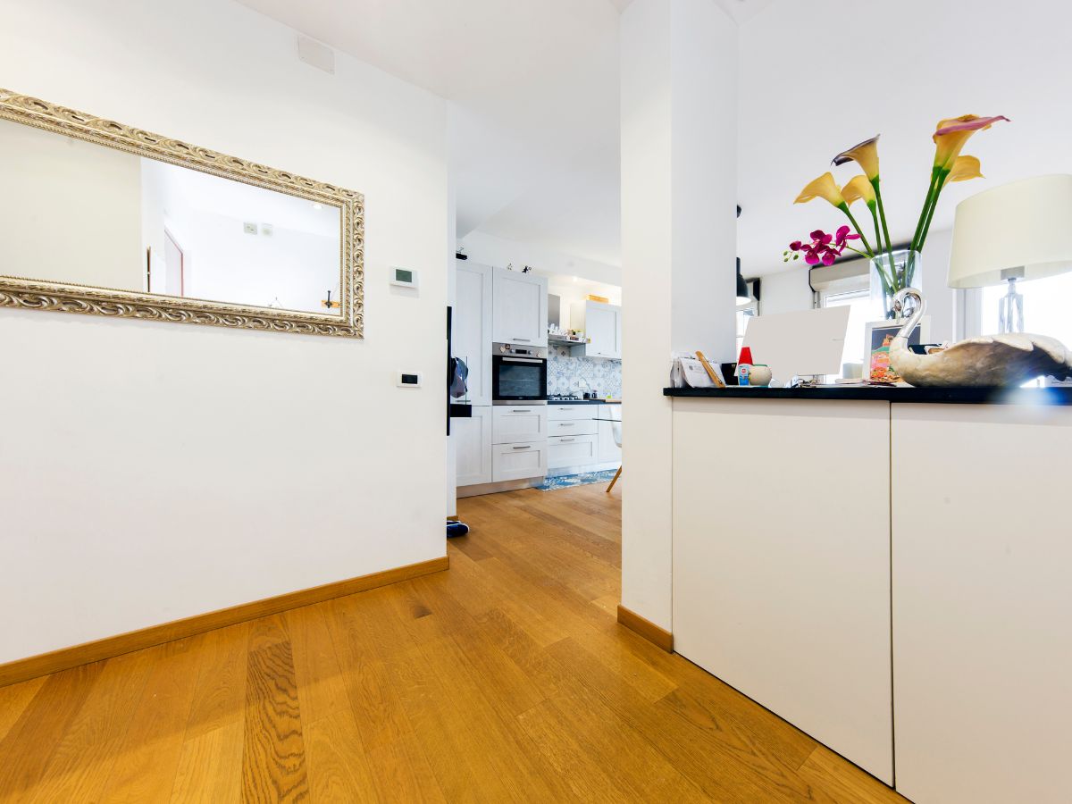 Trilocale ristrutturato vista mare – Quarto Alto