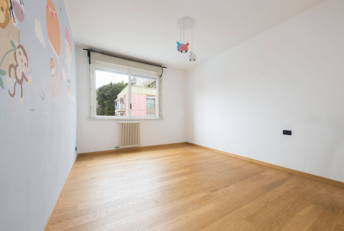Trilocale ristrutturato vista mare – Quarto Alto
