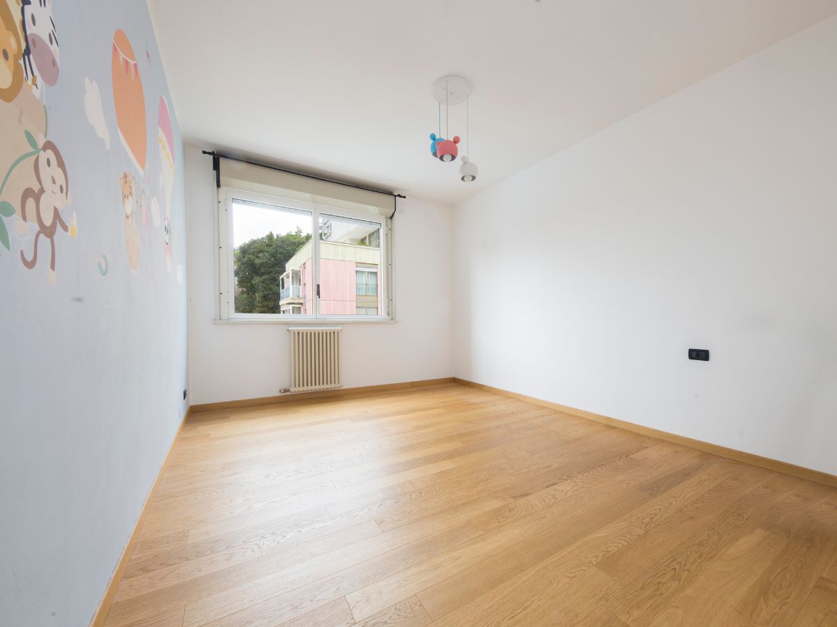 Trilocale ristrutturato vista mare – Quarto Alto