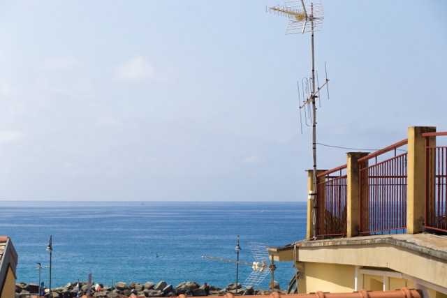 Attico con Terreno – Centro di Moneglia