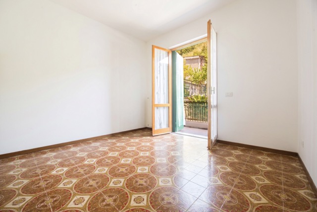 Attico con Terreno – Centro di Moneglia