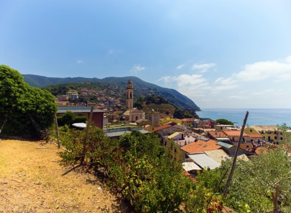 Attico con Terreno – Centro di Moneglia